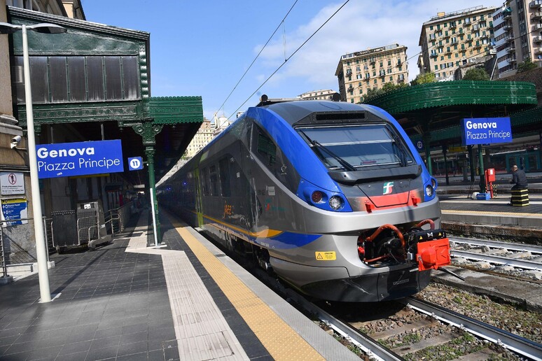 Trasporti: consegnati due nuovi treni jazz - RIPRODUZIONE RISERVATA
