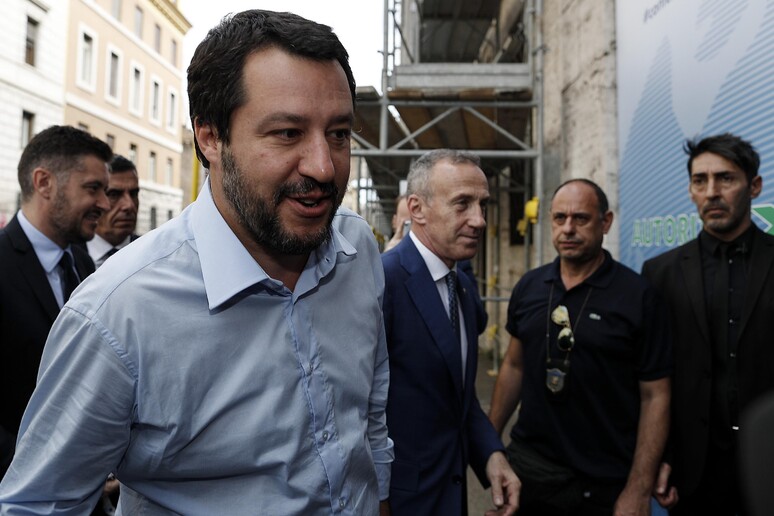 Migranti: Salvini contro Ong e Malta, chiudo rubinetti - RIPRODUZIONE RISERVATA