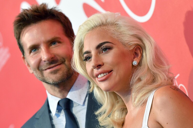 Bradley Cooper e Lady Gaga - RIPRODUZIONE RISERVATA