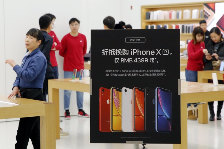 Apple taglia prezzi degli iPhone XR in Cina - RIPRODUZIONE RISERVATA