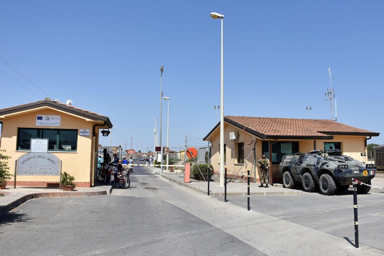 Centro di Accoglienza per Richiedenti Asilo di Mineo (Catania) - RIPRODUZIONE RISERVATA