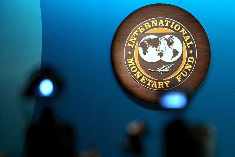 Il logo del Fondo Monetario Internazionale. ANSA / ARCHIVIO - RIPRODUZIONE RISERVATA