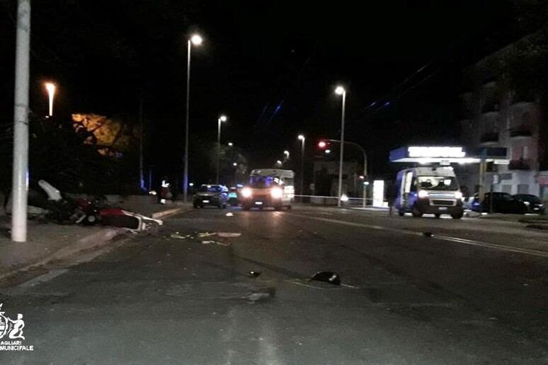 Auto contro moto a Cagliari, muore 29enne - RIPRODUZIONE RISERVATA