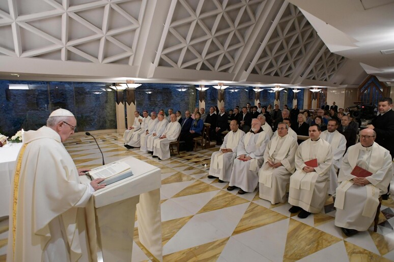 Papa Francesco:  'I deboli pagano il conto delle guerre ' - RIPRODUZIONE RISERVATA