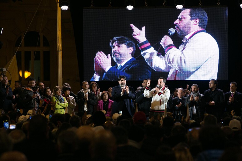Latte: Salvini, a fianco pastori fino a soluzione - RIPRODUZIONE RISERVATA