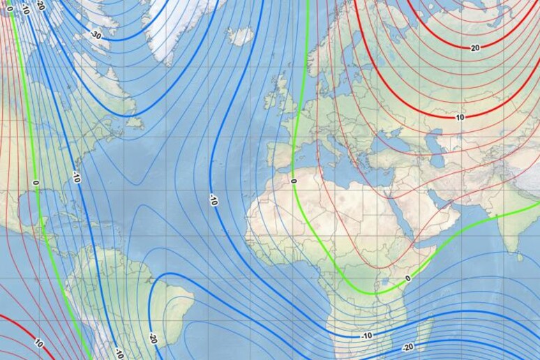 La nuova Mappa magnetica globale, pubblicata con un anno di anticipo a causa del rapido spostamento del Polo Nord magnetico verso la Siberia (fonte: NOAA NCEI) - RIPRODUZIONE RISERVATA