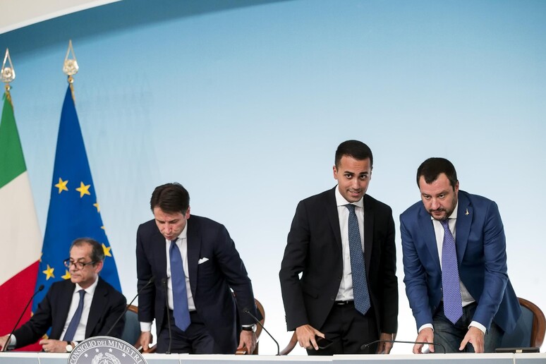 Giovanni Tria, Giuseppe Conte, Luigi Di Maio e Matteo Salvini (archivio) - RIPRODUZIONE RISERVATA