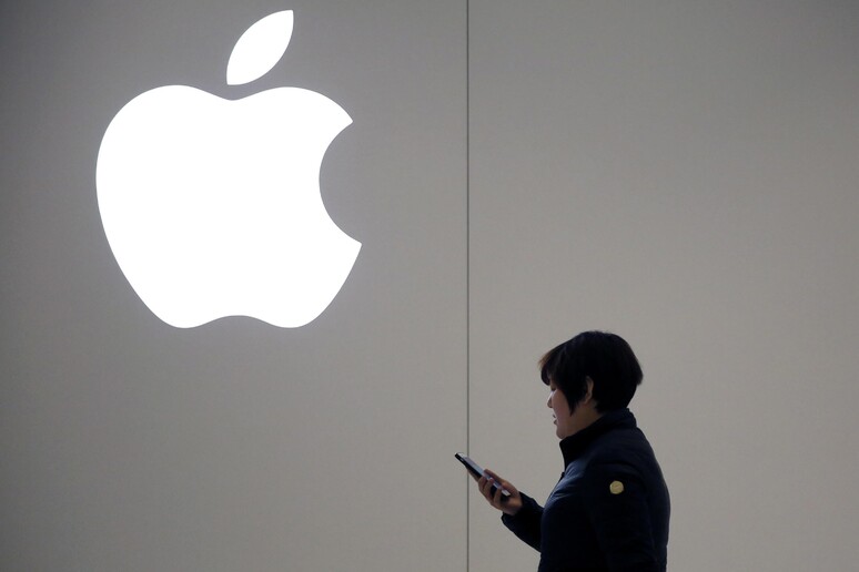 Apple può produrre iPhone fuori da Cina - RIPRODUZIONE RISERVATA