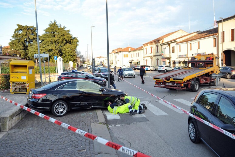La rapina avvenuta a Noventa Vicentina (Vicenza) - RIPRODUZIONE RISERVATA
