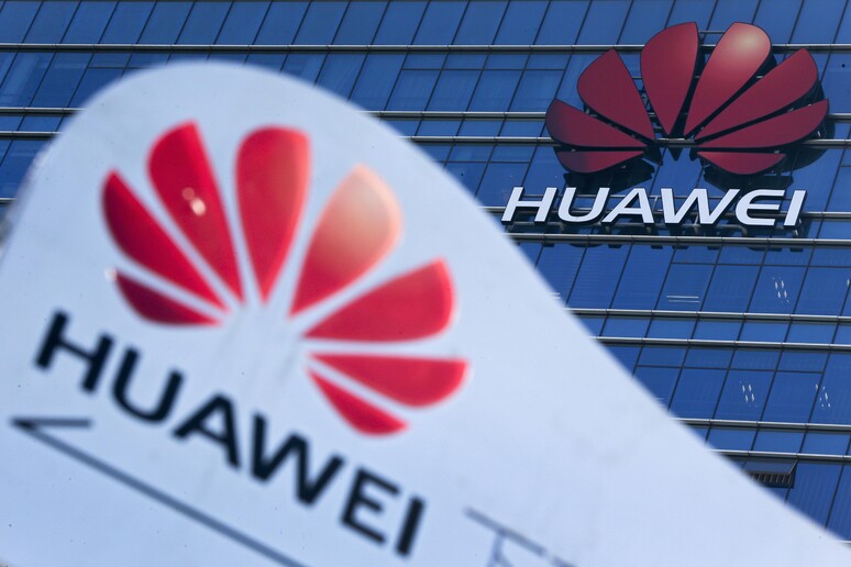 Huawei si prepara a fare causa al governo Usa © ANSA/AP