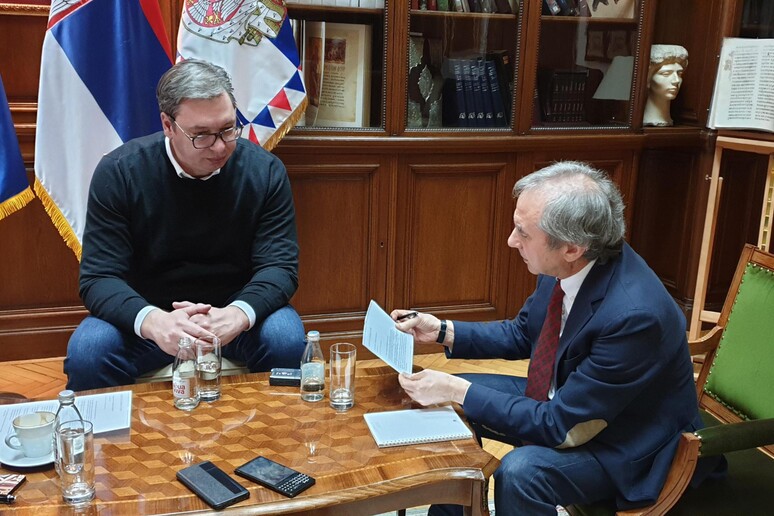 Il presidente serbo Aleksandar Vucic intervistato dall 'ANSA - RIPRODUZIONE RISERVATA