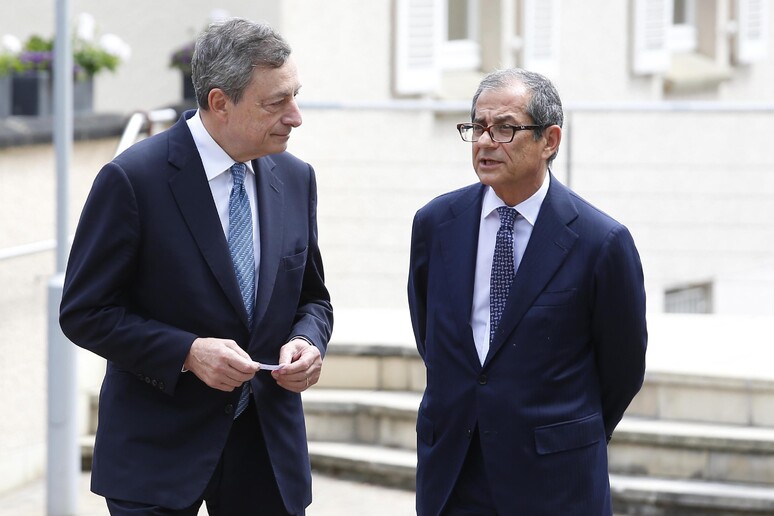 Draghi e Tria (archivio) © ANSA/EPA