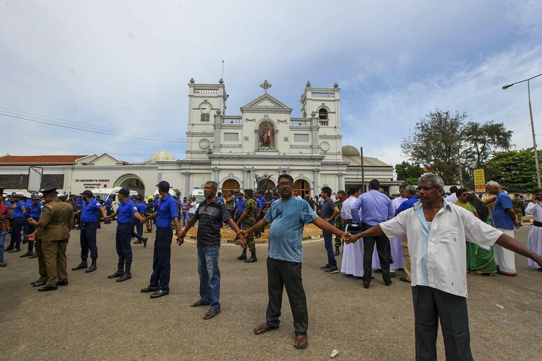 Sri Lanka, la chiesa teatro di uno degli attacchi © ANSA/AP