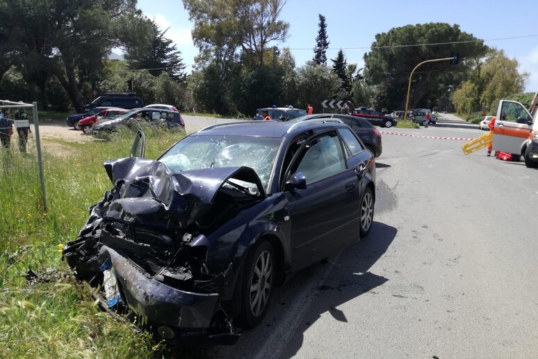 Incidente stradale ad Alghero - RIPRODUZIONE RISERVATA
