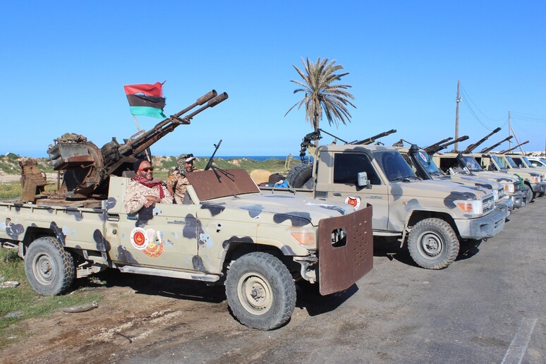 Truppe nei pressi di Tripoli, archivio - RIPRODUZIONE RISERVATA