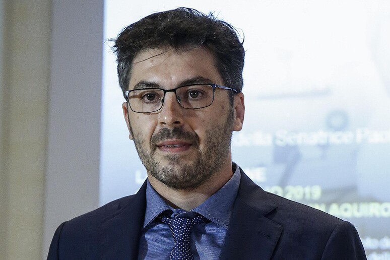 Carmine Carbone, ricercatore presso il Comprehensive Cancer Center della Fondazione Policlinico Gemelli Irccs di Roma e vincitore assoluto del premio Research to Care - RIPRODUZIONE RISERVATA
