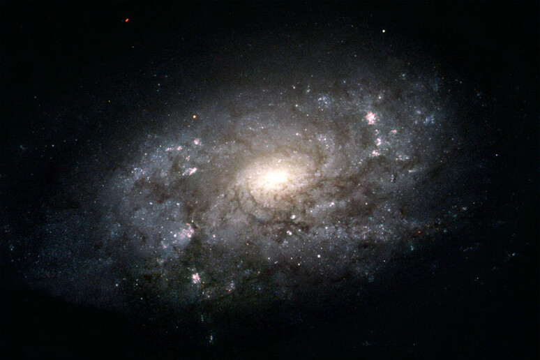 La Via Lattea (fonte: NASA/ESA/Hubble Heritage Team) - RIPRODUZIONE RISERVATA