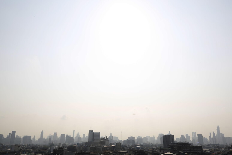 Poor air quality affects areas of Bangkok [ARCHIVE MATERIAL 20200123 ] - RIPRODUZIONE RISERVATA