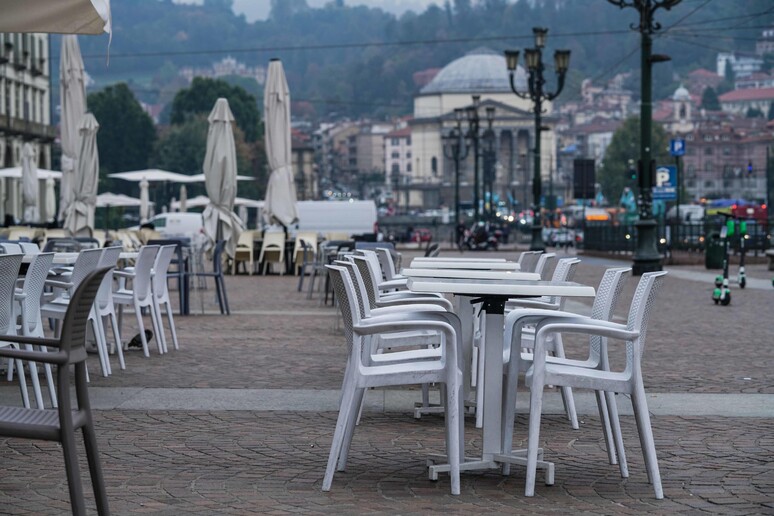 ++ Covid: Piemonte chiude centri commerciali nel weekend ++ - RIPRODUZIONE RISERVATA