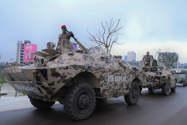 Mezzi corazzati dell 'esercito etiopico - RIPRODUZIONE RISERVATA