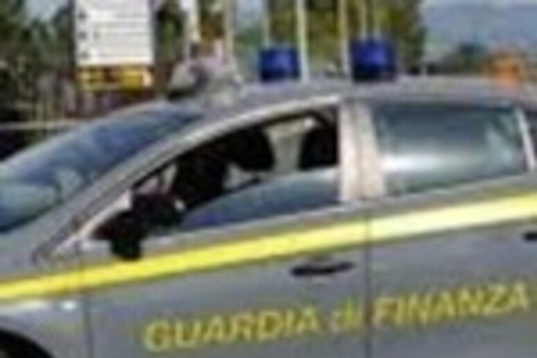 Auto Carabinieri e Guardia di Finanza Chieti - RIPRODUZIONE RISERVATA