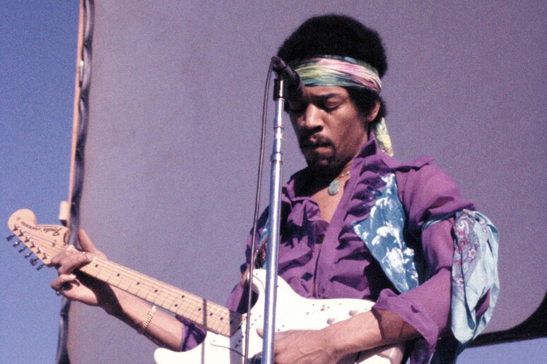 Jimi Hendrix, a 50 anni morte mito sfida il futuro - RIPRODUZIONE RISERVATA