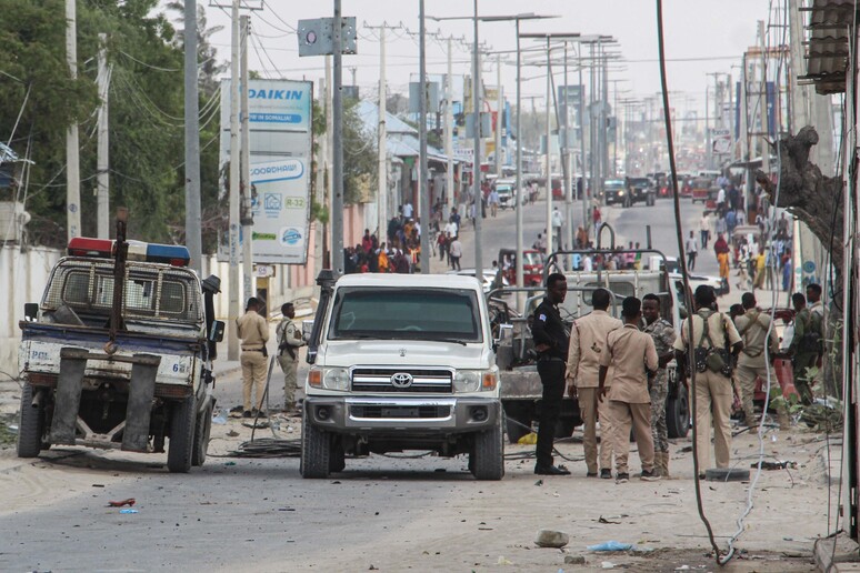 Una strada di Mogadiscio. Immagine d 'archivio © ANSA/AFP