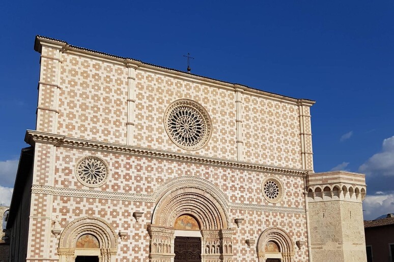L 'Aquila, la Basilica di Santa Maria di Collemaggio - RIPRODUZIONE RISERVATA