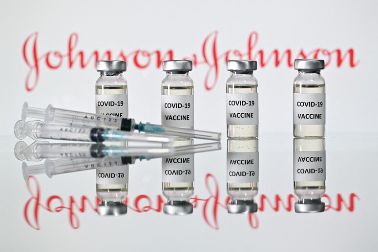 Vaccini Johnson&amp;Johnson © ANSA/AFP