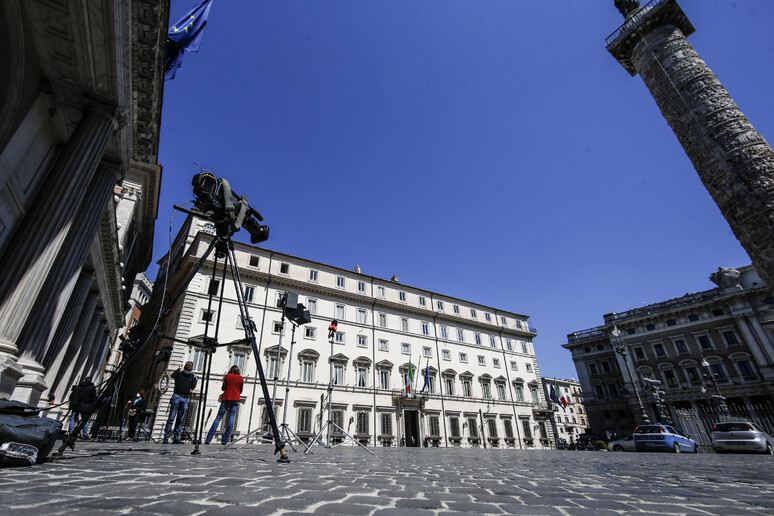 Nella foto di archivio l 'esterno di Palazzo Chigi - RIPRODUZIONE RISERVATA