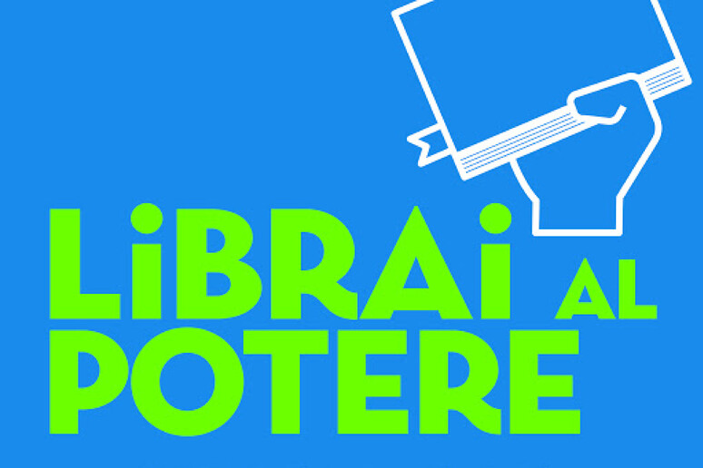 'Librai al potere ', nuovo format social di Mondadori Store - RIPRODUZIONE RISERVATA