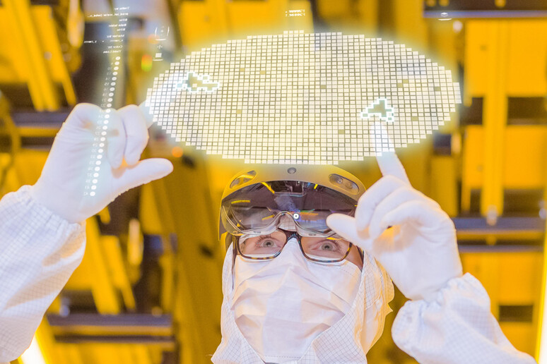 Bosch risponde a crisi chip con nuova fabbrica a Dresda - RIPRODUZIONE RISERVATA