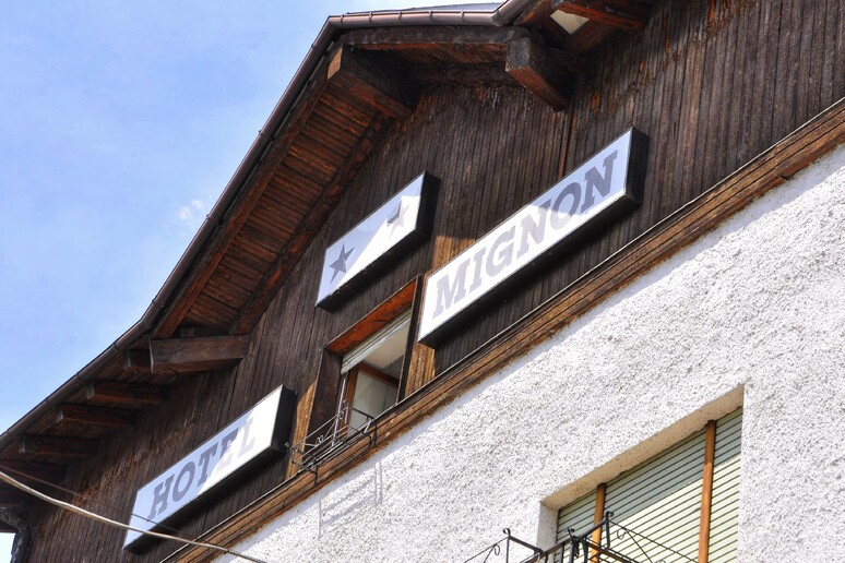 Aosta, l 'hotel Mignon - RIPRODUZIONE RISERVATA