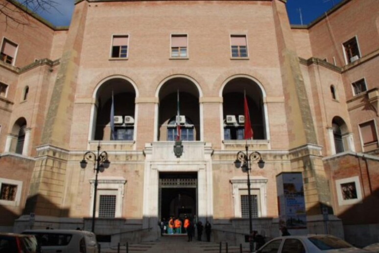 Il Cdm ha deliberato l 'affidamento a una commissione straordinaria della gestione del Comune di Foggia, già sciolto a seguito delle dimissioni del sindaco. - RIPRODUZIONE RISERVATA