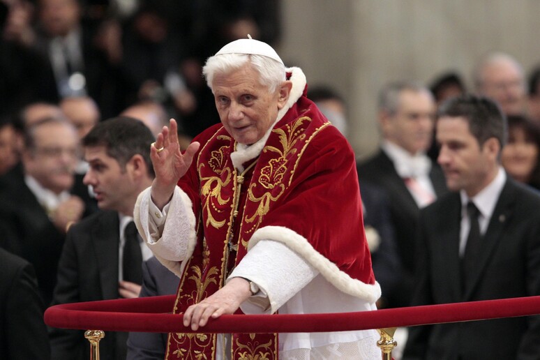 Papa Benedetto XVI in una foto di archivio - RIPRODUZIONE RISERVATA