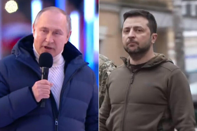 La combo mostra il presidente russo Vladimir Putin (S) e il presidente ucraino Volodymyr Zelensky - RIPRODUZIONE RISERVATA