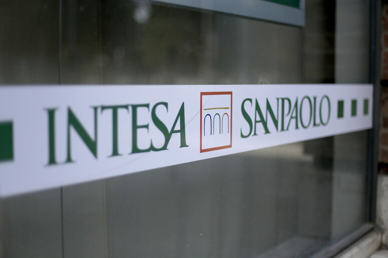 Logo di Intesa San Paolo © ANSA/EPA
