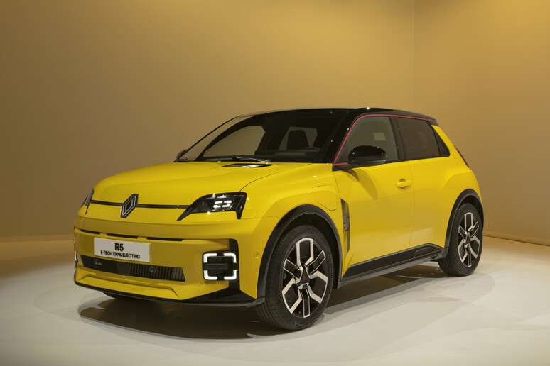 Renault 5 E-Tech Electric: tecnologia all 'avanguardia -     RIPRODUZIONE RISERVATA