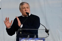 Tajani, convocato l'ambasciatore russo per la vicenda Ariston