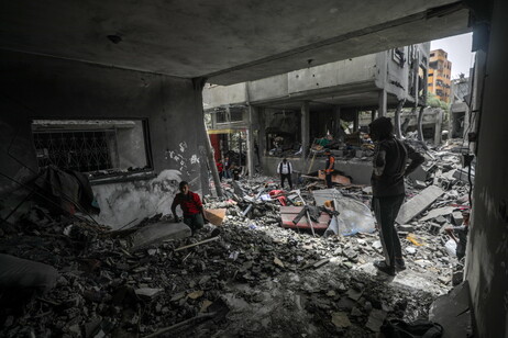 Gaza sotto le bombe