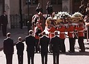 20 anni fa moriva Lady Diana: i funerali che fermarono Londra (ANSA)