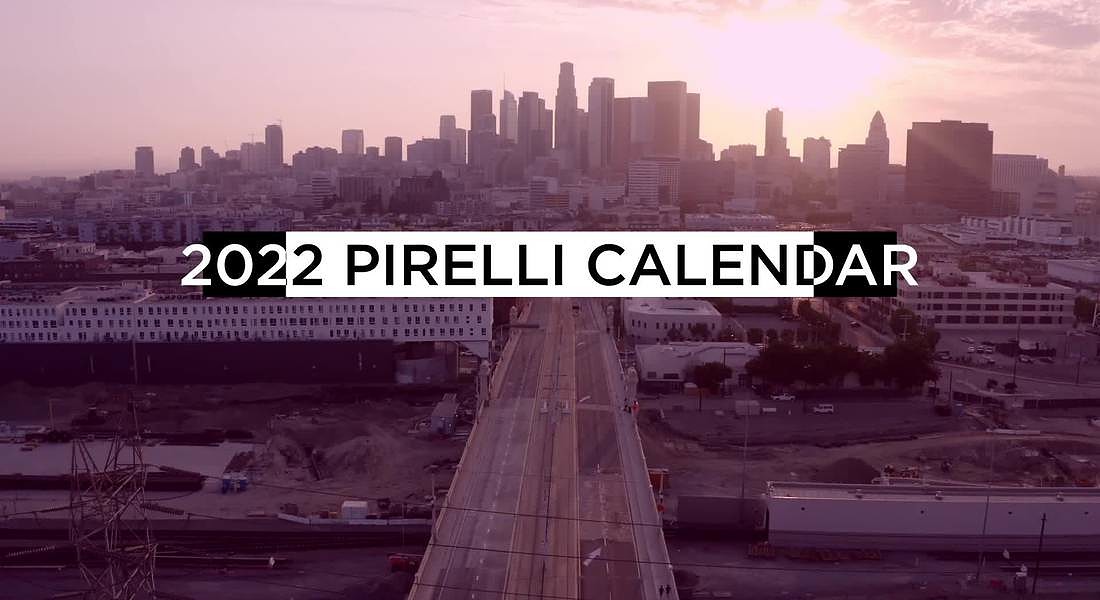 dal backstage del Calendario Pirelli 2022 di Bryan Adams © Ansa