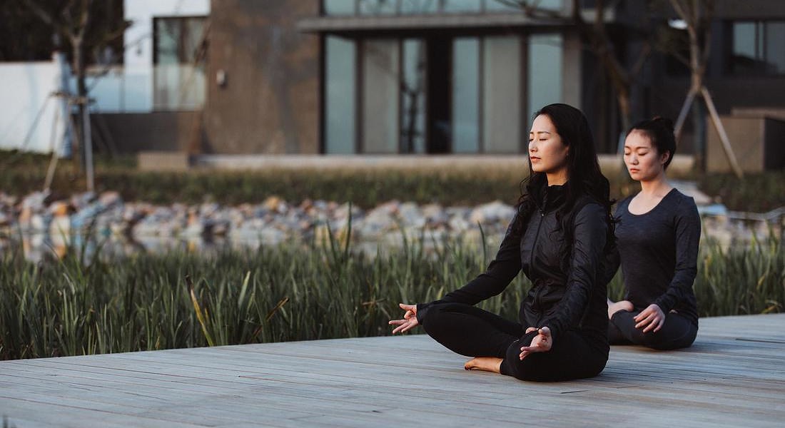 Meditazione fitness dal Global Wellness Summit  Sangha by Octave © ANSA