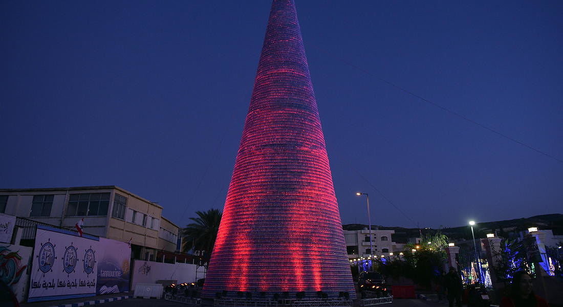 Christmas tree made of plastic bottles in Lebanon © EPA