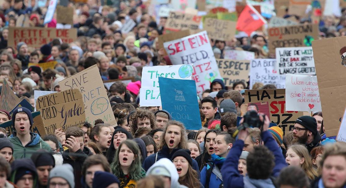 Protest against climate change in Hamburg © EPA
