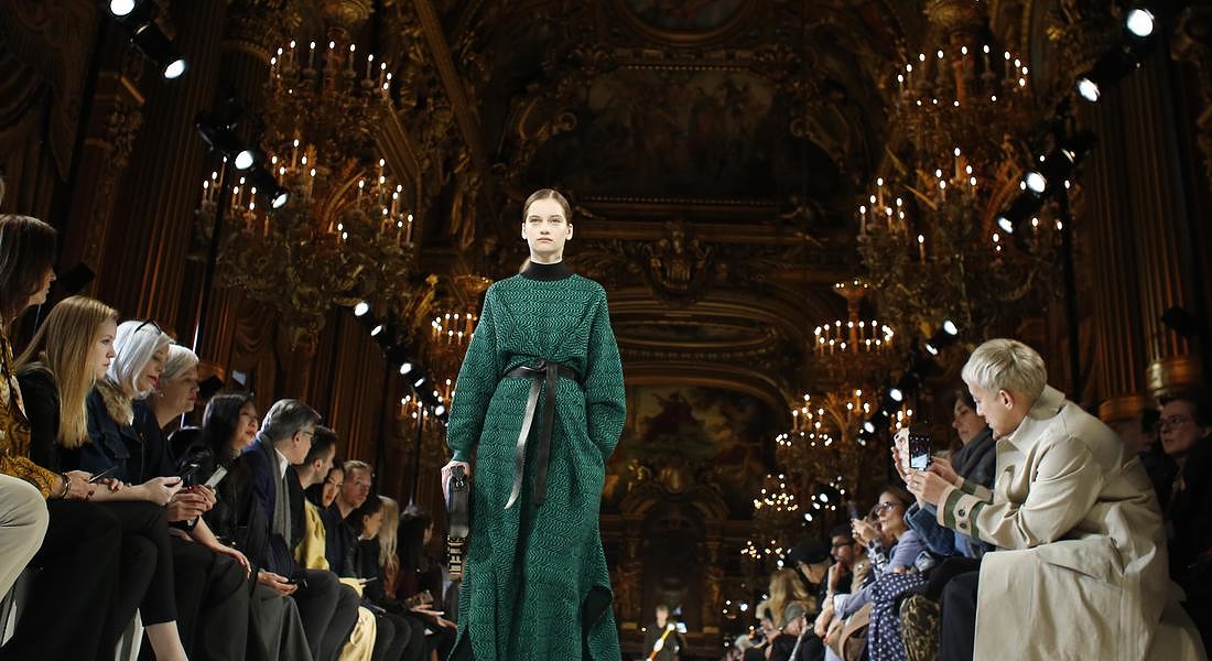 Paris Fashion 2019 F/W Stella McCartney . Sustainable luxury fashion‎ © AP