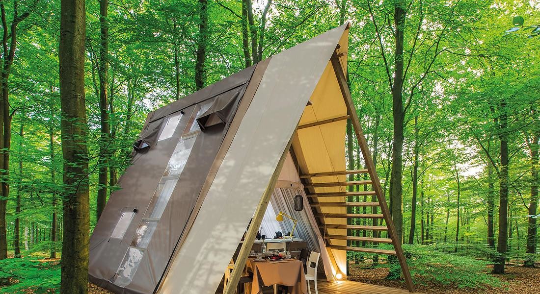 DDN PHUTURA - A luxury lodge , progettata da Roberto Perego, è l’esclusiva tenda glamping su due piani. Crippaconcept © ANSA