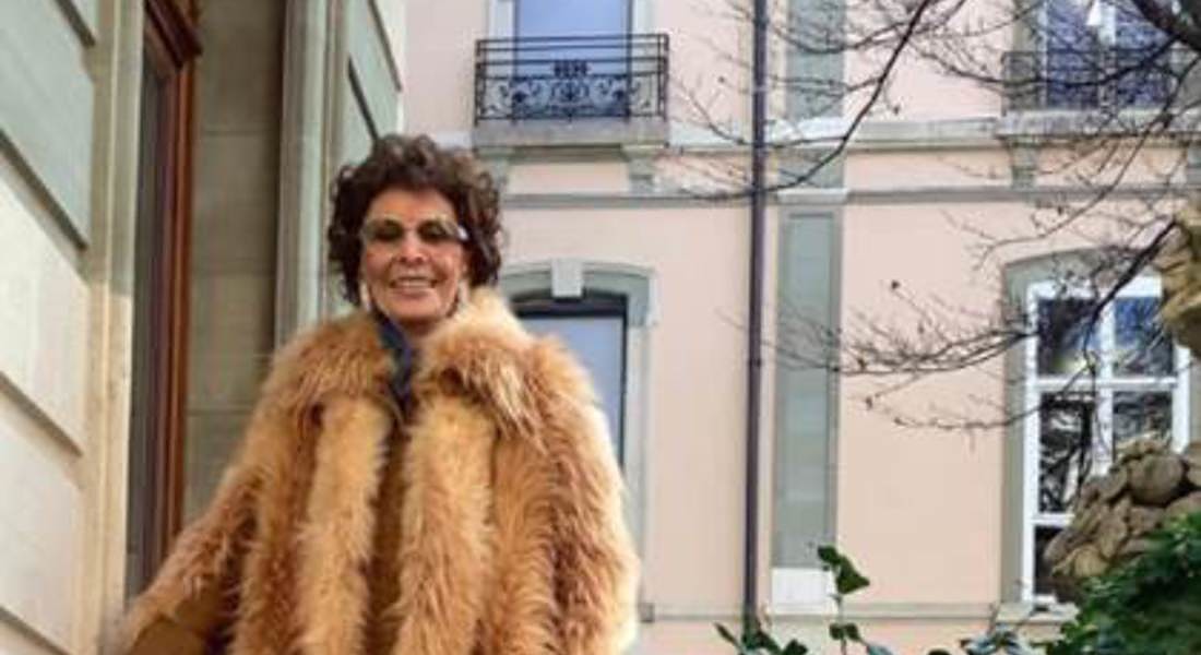 Sophia Loren     ha indossato un cappotto lungo in KOBA Fur Free Fur, la prima pelliccia a base biologica, vegana e cruelty free  della Collezione Spring 2021 di Stella McCartney © Ansa