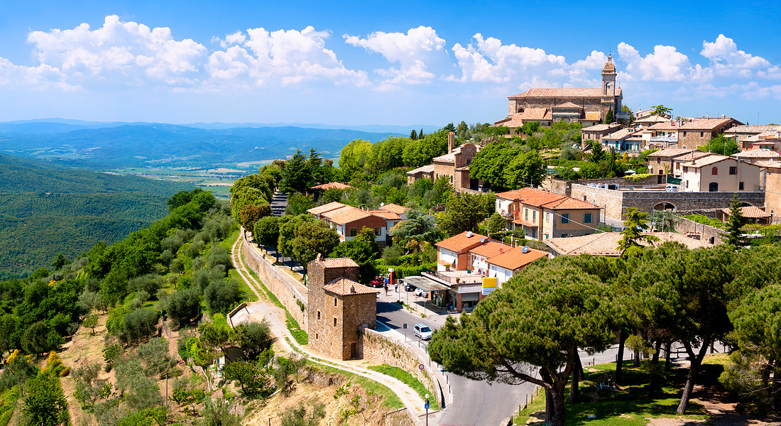 Montalcino in Toscana. foto iStock. © Ansa