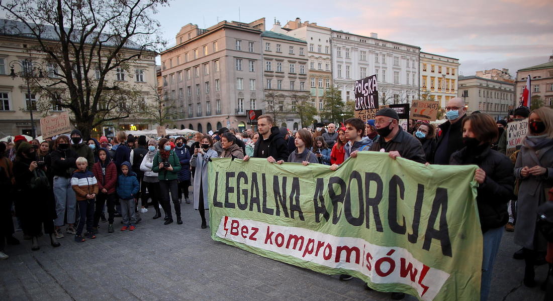 Polonia: Pe, revocare divieto aborto, minaccia vita donne © EPA
